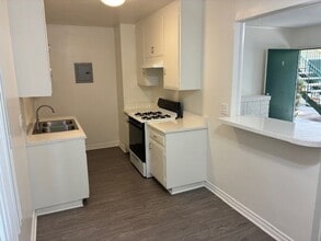 11026 Imperial Hwy. in Norwalk, CA - Building Photo - Building Photo