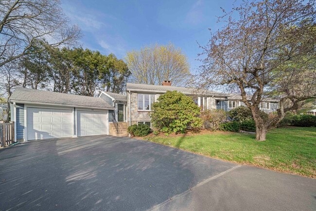 property at 66 Roosevelt Rd