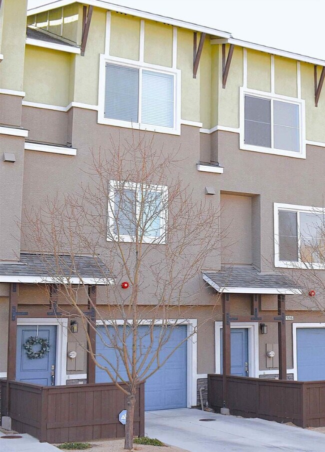 2894 Dana Kristin Ln in Reno, NV - Building Photo - Building Photo