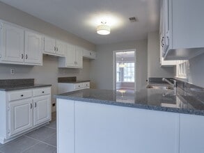 4944 Barrington Cove in Memphis, TN - Building Photo - Building Photo