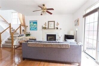 680 Highpointe Dr in Pittsburgh, PA - Building Photo - Building Photo