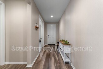 30795 Mossy Bend Ln in Murrieta, CA - Foto de edificio - Building Photo