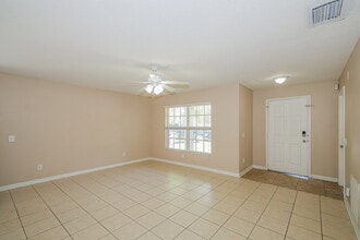 5133 Anclote River St in Wesley Chapel, FL - Building Photo - Building Photo