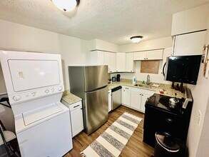 135 E Walnut St, Unit 26 in Danville, KY - Building Photo - Building Photo