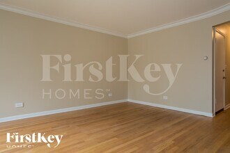 6204 S Kildare Ave in Chicago, IL - Building Photo - Building Photo