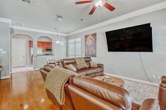 9113 Creekstone Lake Dr in Houston, TX - Building Photo - Building Photo