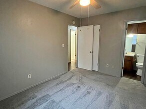 141 E Juniper Ln in Mustang, OK - Building Photo - Building Photo