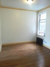 45-37 40th St in Queens, NY - Building Photo - Building Photo
