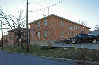 townview apartments in Dallas, TX - Building Photo - Building Photo