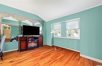 1707 Manatuck Blvd in Bay Shore, NY - Building Photo - Building Photo