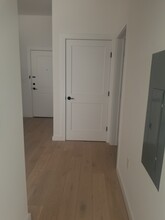 425 3rd St, Unit 216 in Jersey City, NJ - Building Photo - Building Photo
