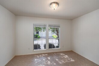 11712 Logan Ridge Dr in Houston, TX - Building Photo - Building Photo