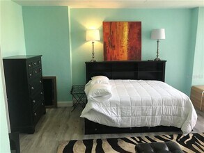 470 3rd St S-Unit -616 in St. Petersburg, FL - Building Photo - Building Photo