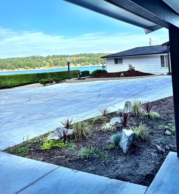 5960 Watauga Beach Dr E in Port Orchard, WA - Building Photo - Building Photo