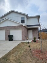 2325 Zanoletti Ct in Temple, TX - Building Photo