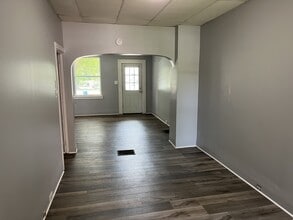 915 Norwood St in Harrisburg, PA - Building Photo - Building Photo