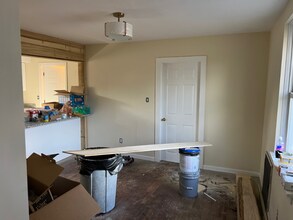 200 Maple Rd in Wilkes-Barre, PA - Foto de edificio - Building Photo