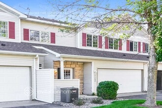 21204 Morgan Dr N in Forest Lake, MN - Building Photo - Building Photo
