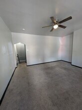 1818 Westmont Ave in Pittsburgh, PA - Building Photo - Building Photo