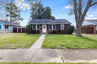 600 Woodford St in Fredericksburg, VA - Building Photo - Building Photo