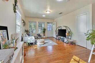 3911 Avenue F in Austin, TX - Building Photo - Building Photo