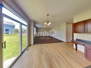 1007 Angelica Cir in Joliet, IL - Building Photo - Building Photo