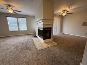 979 Stewarts Creek Dr in Fayetteville, NC - Building Photo - Building Photo