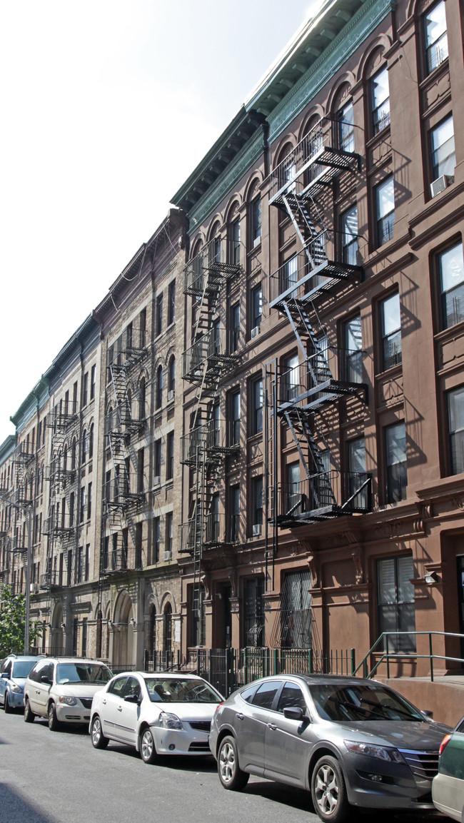 122 W 137th St in New York, NY - Foto de edificio - Building Photo