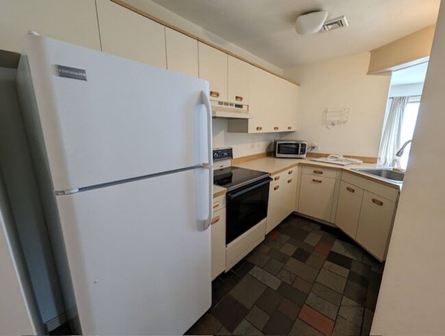 28 James St in Milford, NH - Building Photo - Building Photo