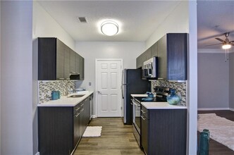 1100 Park Creek Ct, Unit 435 in Gainesville, GA - Building Photo - Building Photo