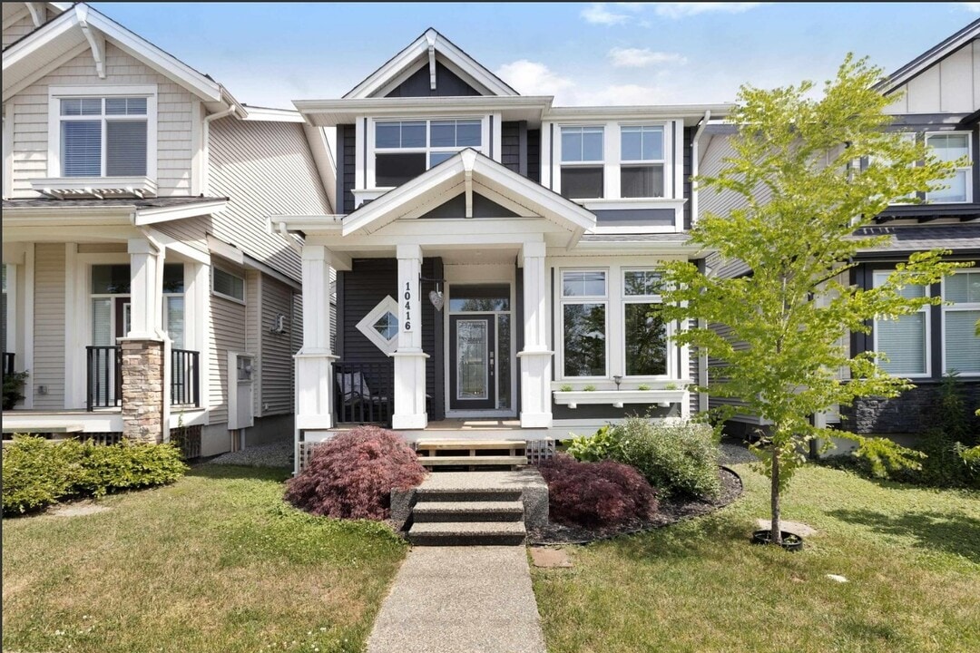 10416 Jackson Rd in Maple Ridge, BC - Building Photo