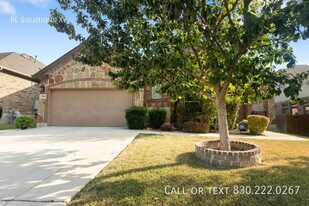 12906 Florianne in San Antonio, TX - Building Photo