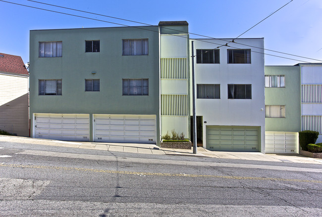 1420-1440 Clayton St in San Francisco, CA - Building Photo - Building Photo