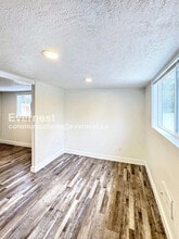 43406 SE N Bend Way in North Bend, WA - Building Photo - Building Photo