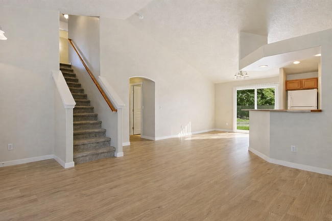 3456 N Maplestone Ave in Meridian, ID - Building Photo - Building Photo