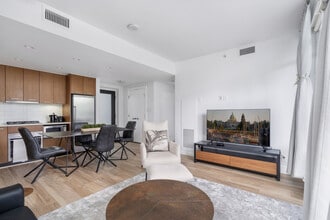 1372 Seymour St in Vancouver, BC - Building Photo - Building Photo