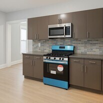 105 Caroline St, Unit 2 in Bridgeport, CT - Building Photo