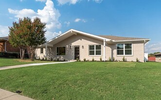 1632 Merrimac Trl in Garland, TX - Building Photo