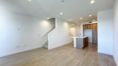 123 N 1st Ave in Upland, CA - Building Photo - Building Photo