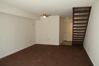 Montclair Apartments in Front Royal, VA - Building Photo - Interior Photo