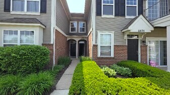 2393 Arcadia Dr in Canton Township, MI - Building Photo