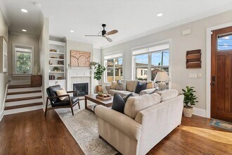 1725 7th Ave N in Nashville, TN - Building Photo - Building Photo