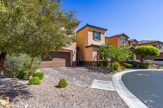 9652 Starfish Reef Way in Las Vegas, NV - Building Photo - Building Photo