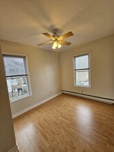 46 Olive St in Bloomfield, NJ - Foto de edificio - Building Photo
