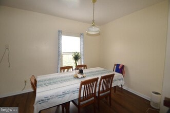 25445 Morse Dr in Chantilly, VA - Building Photo - Building Photo