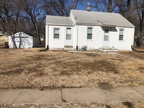 46 Martinview Rd in Bellevue, NE - Building Photo - Building Photo
