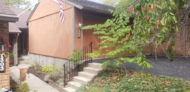 property at 1305 Camphill Way