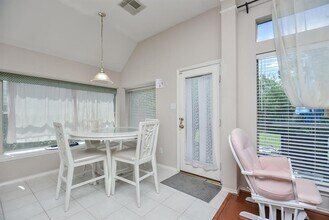3606 Chesapeake Ct in Pearland, TX - Building Photo - Building Photo