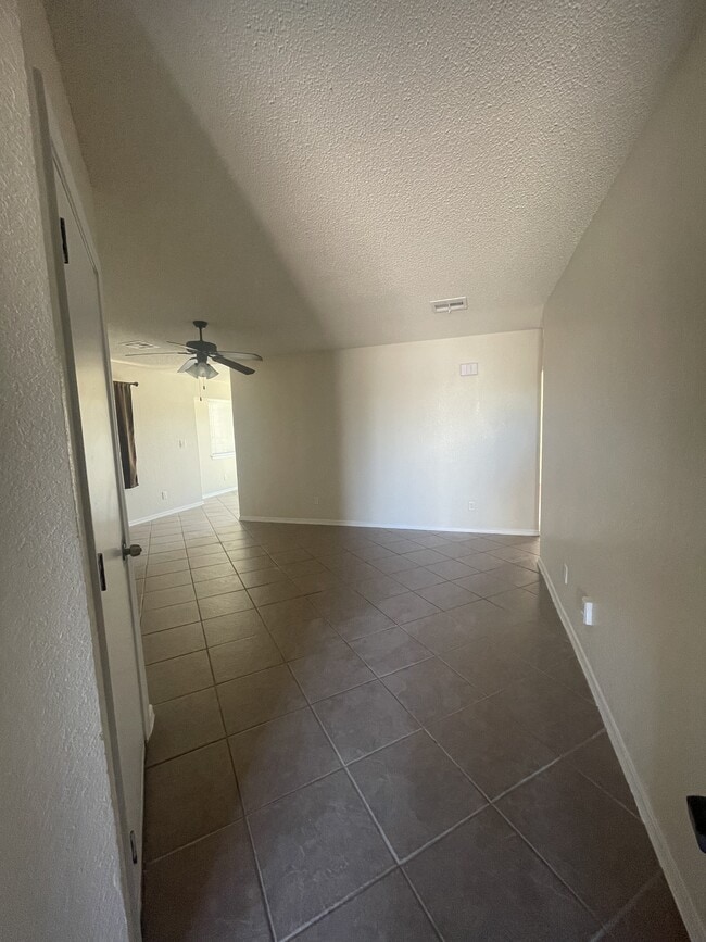 1832 Shreya St in El Paso, TX - Building Photo - Building Photo