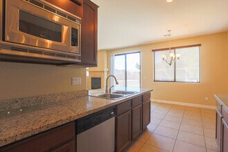 Villa Contento in Scottsdale, AZ - Building Photo - Building Photo